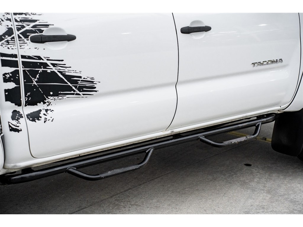 2013 Toyota Tacoma V6 photo