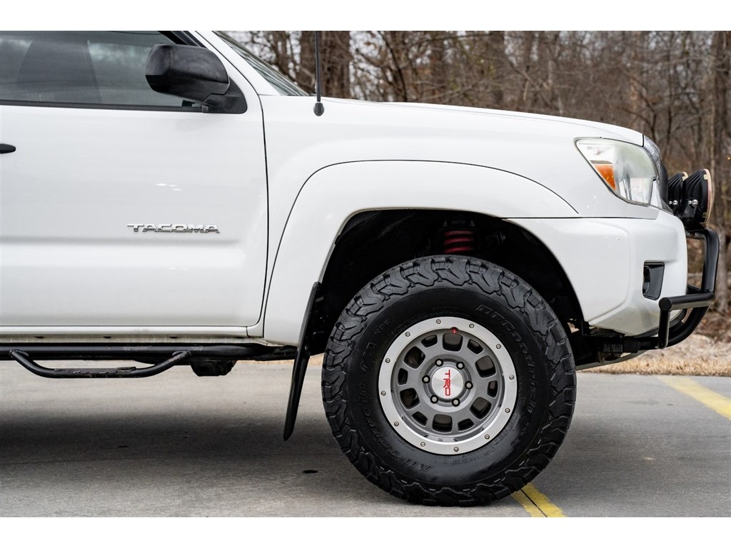 2013 Toyota Tacoma V6 photo