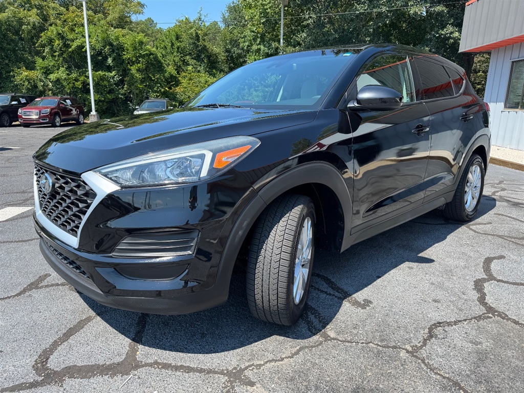 2019 Hyundai Tucson SE photo 2