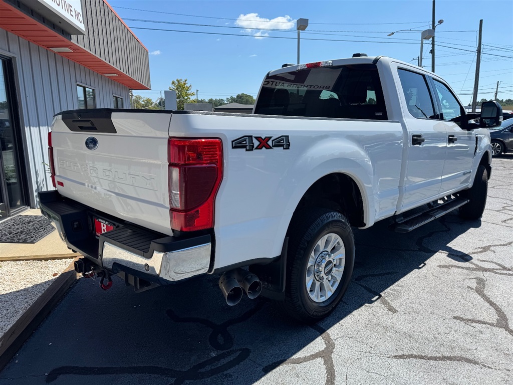 2020 Ford F-250 XLT photo 4