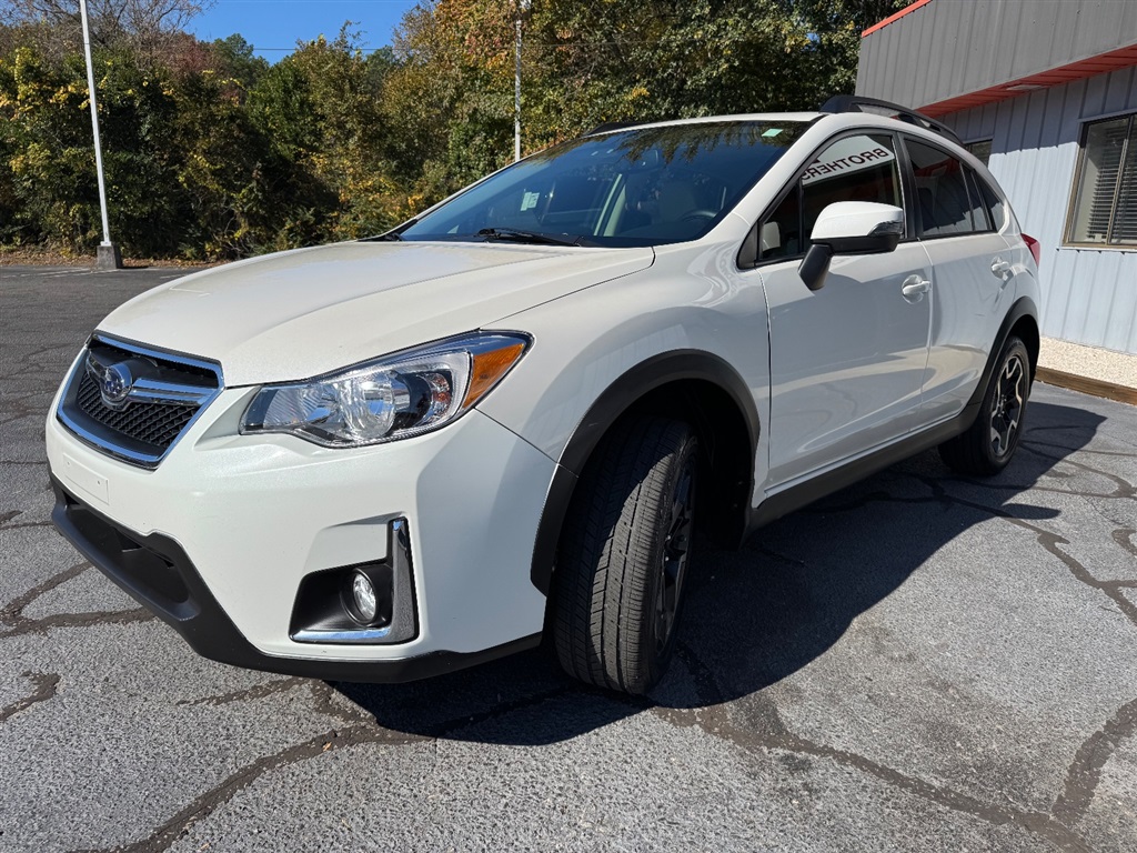 2016 Subaru Crosstrek 2.0i Limited photo 2