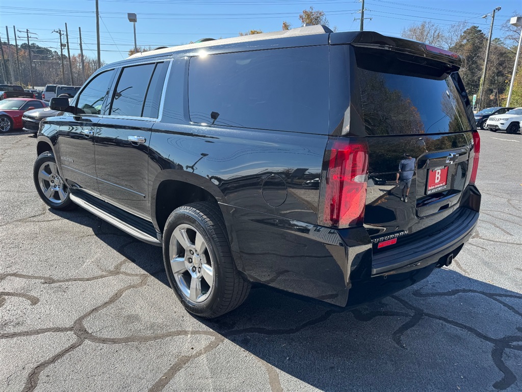 2017 Chevrolet Suburban LS photo 2