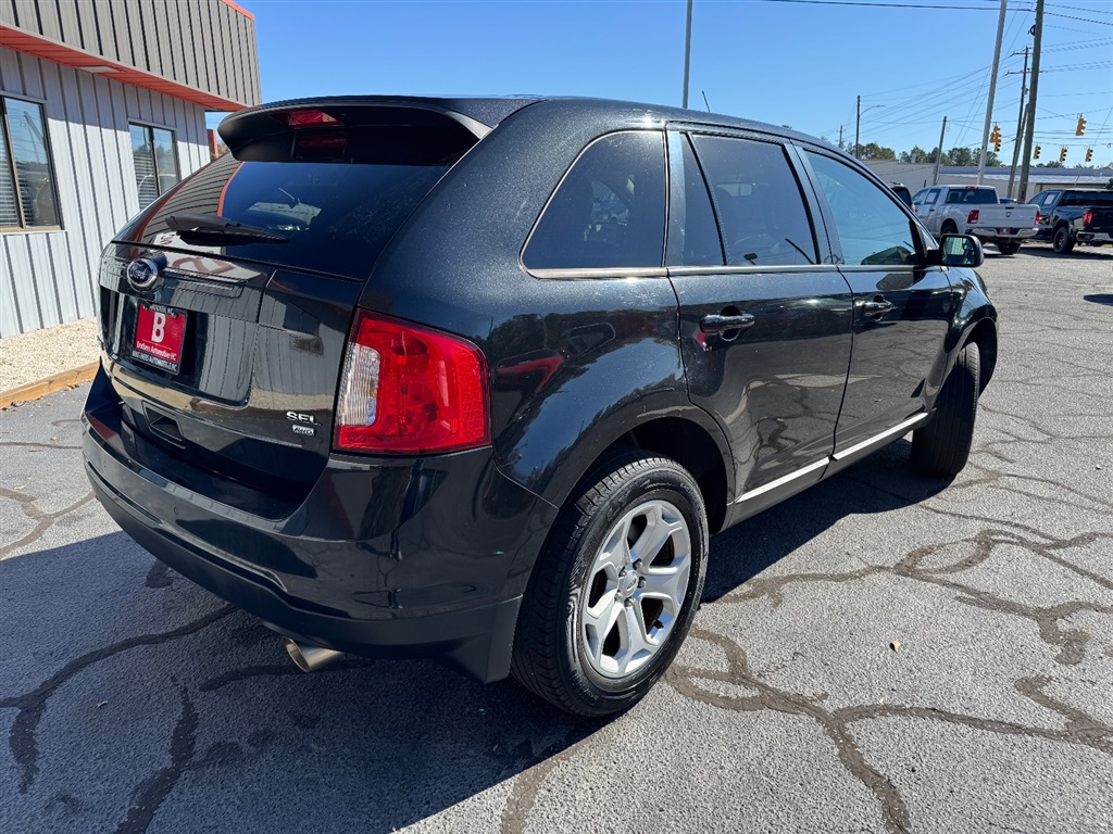2014 Ford Edge SEL photo 4