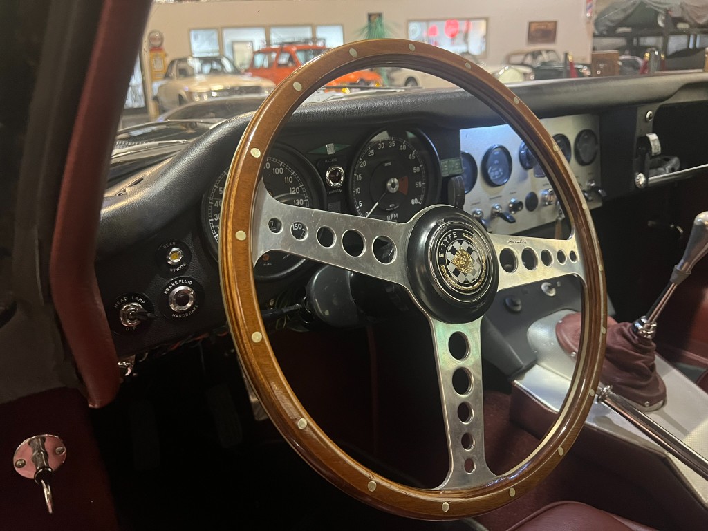 1969 Jaguar E-Type 2 DR Coupe 67