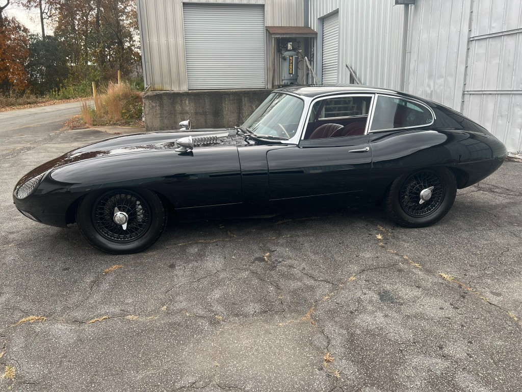 1969 Jaguar E-Type 2 DR Coupe 89