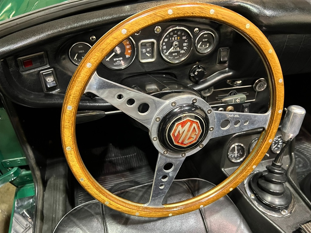 1969 MG C Convertible 98