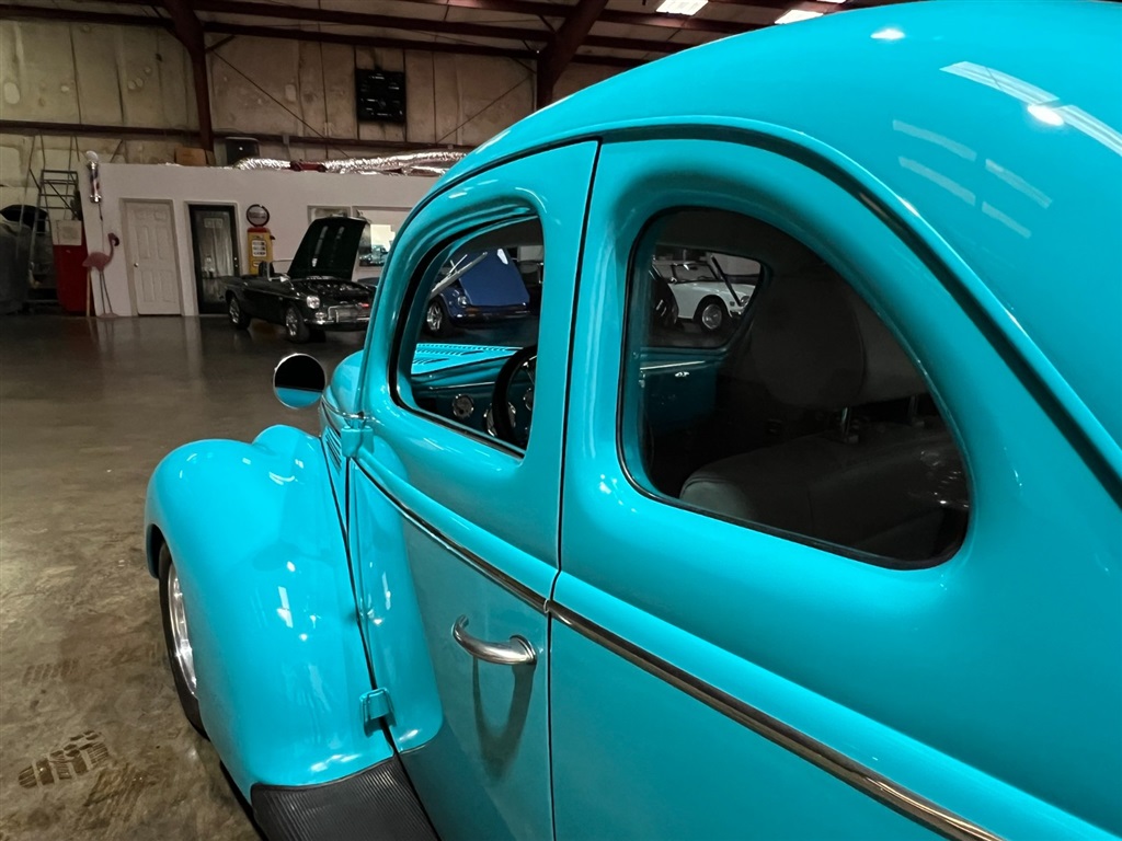 1939 Ford 5 Window Coupe 48