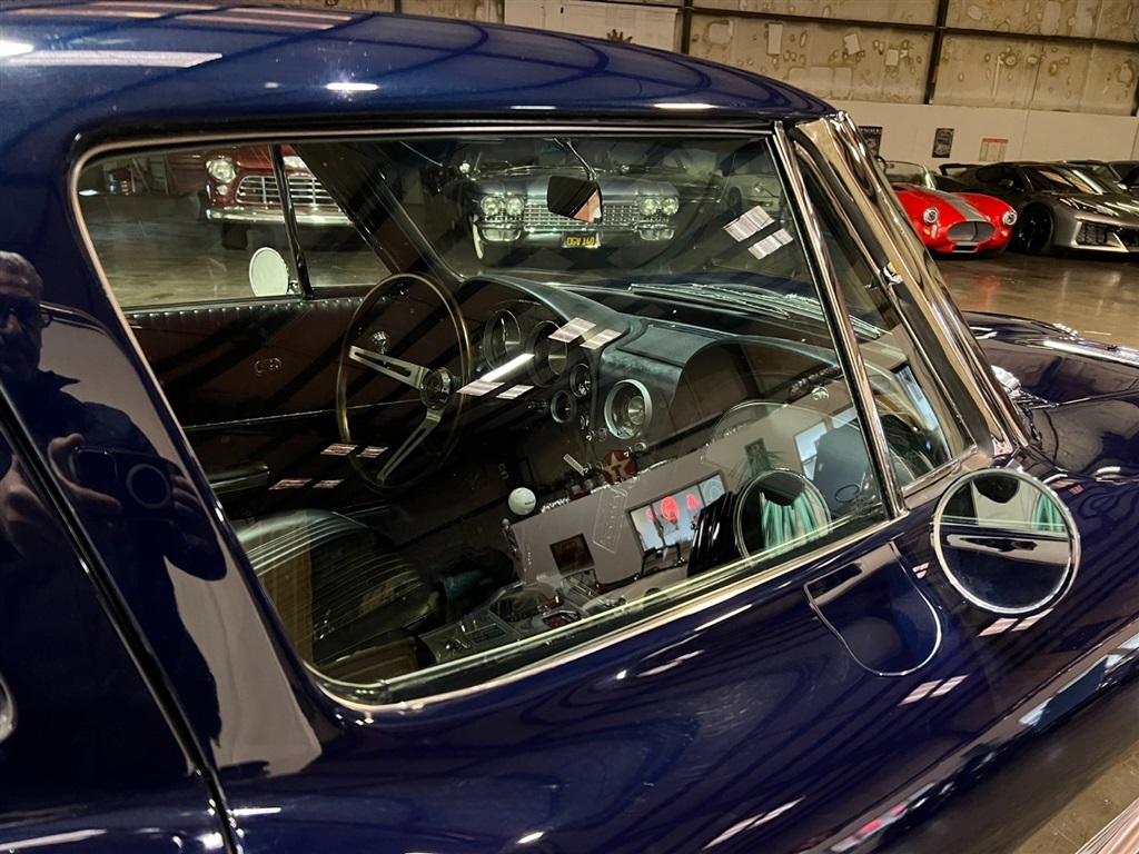1963 Chevrolet Corvette Split Window Coupe 37