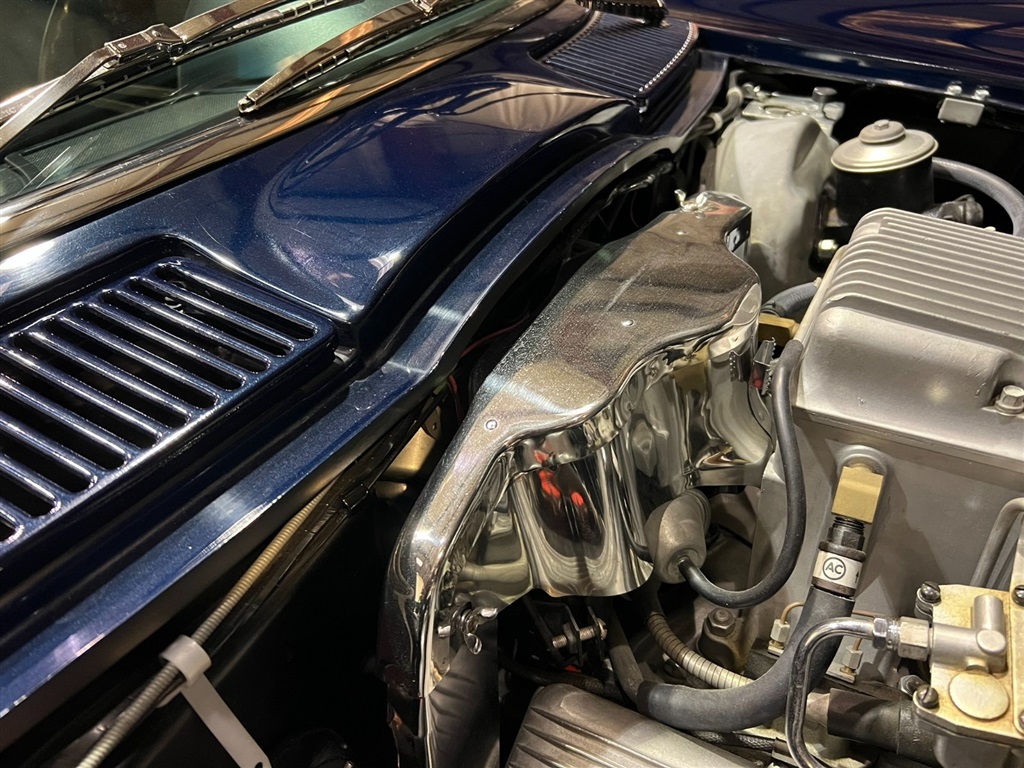1963 Chevrolet Corvette Split Window Coupe 76