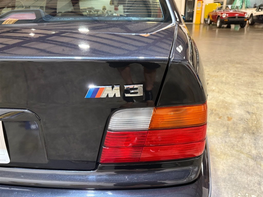 1997 BMW M3 E36 Sedan 39