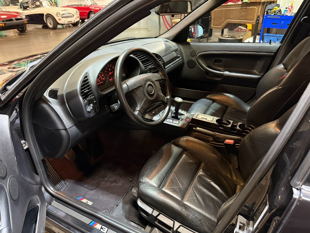 1997 BMW M3 E36 Sedan 75