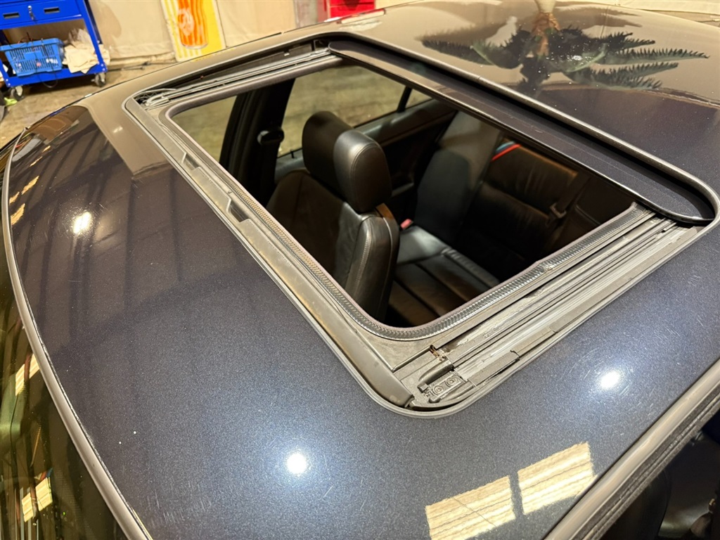 1997 BMW M3 E36 Sedan 93