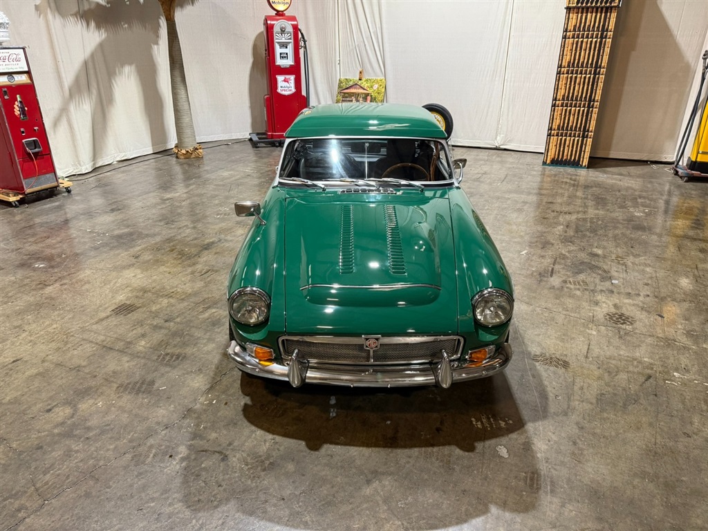 1969 MG C Roadster 8