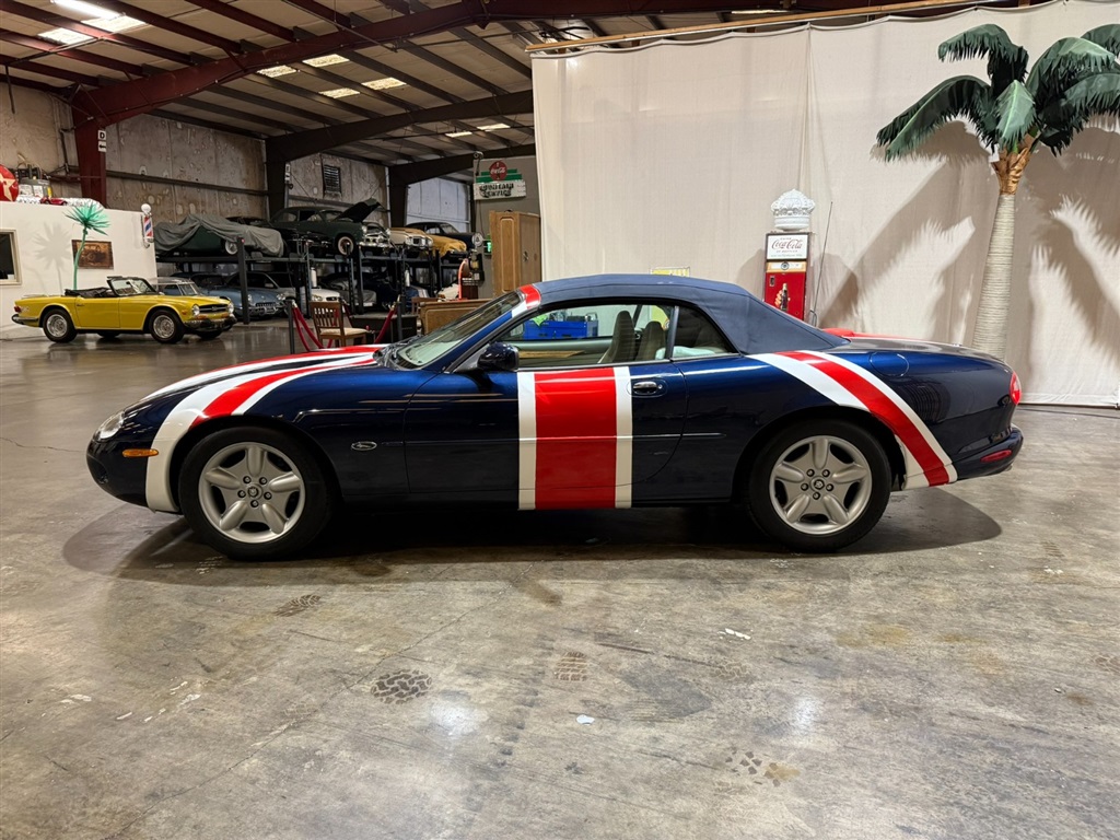 1998 Jaguar XK8 Convertible 14