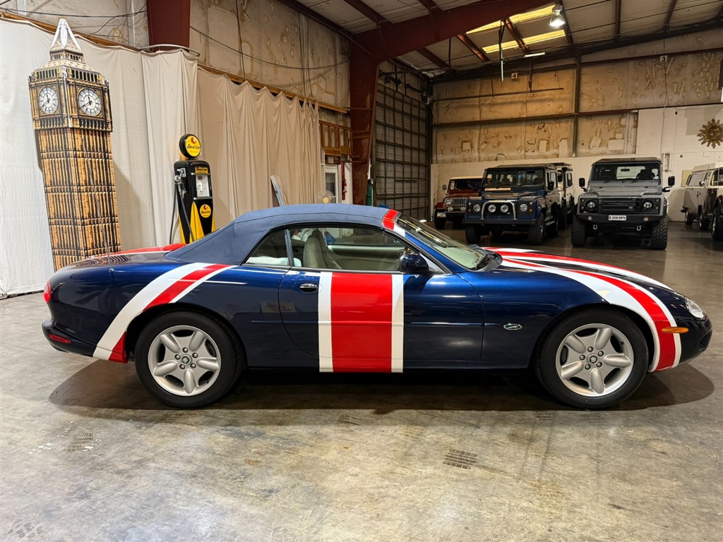 1998 Jaguar XK8 Convertible 27