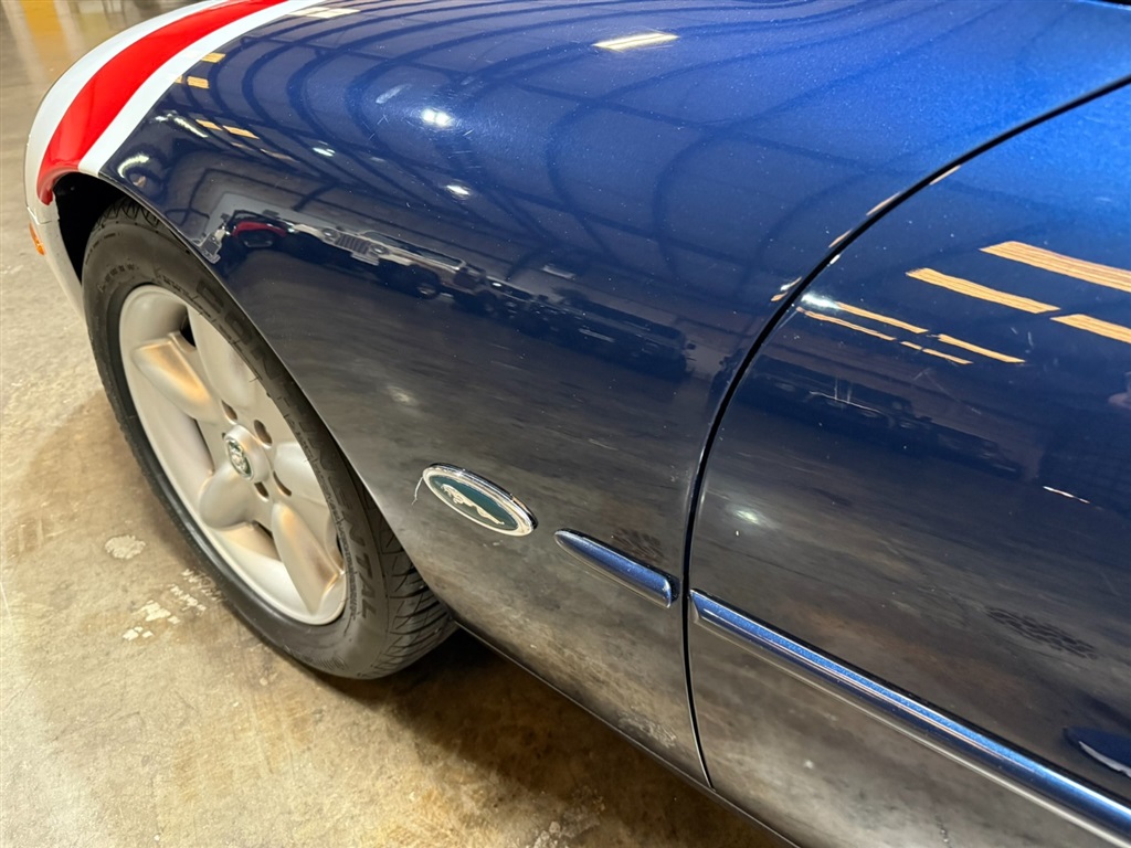 1998 Jaguar XK8 Convertible 44