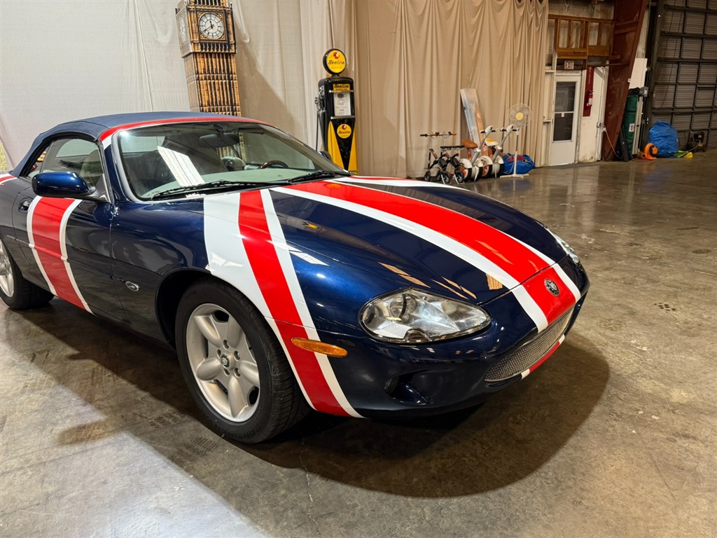 1998 Jaguar XK8 Convertible 5