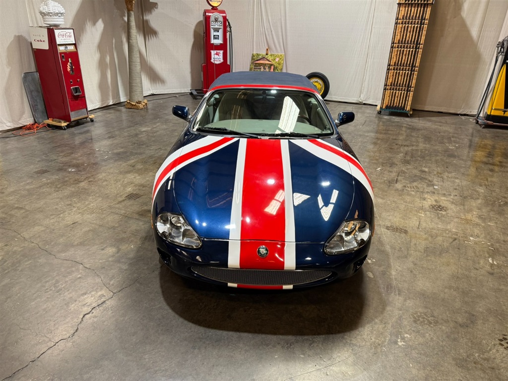 1998 Jaguar XK8 Convertible 8