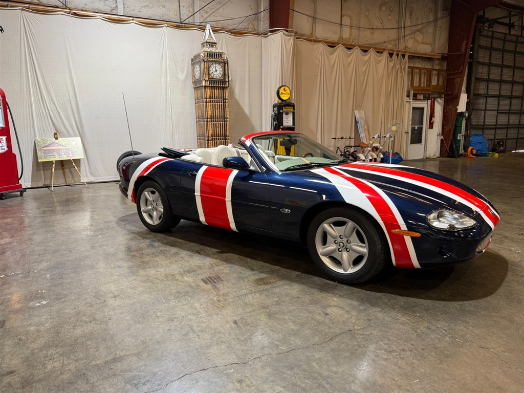 1998 Jaguar XK8 Convertible 90