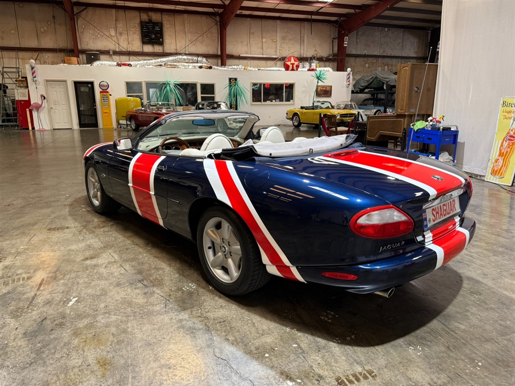 1998 Jaguar XK8 Convertible 94
