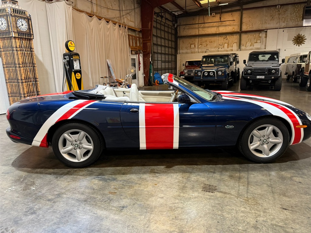 1998 Jaguar XK8 Convertible 97