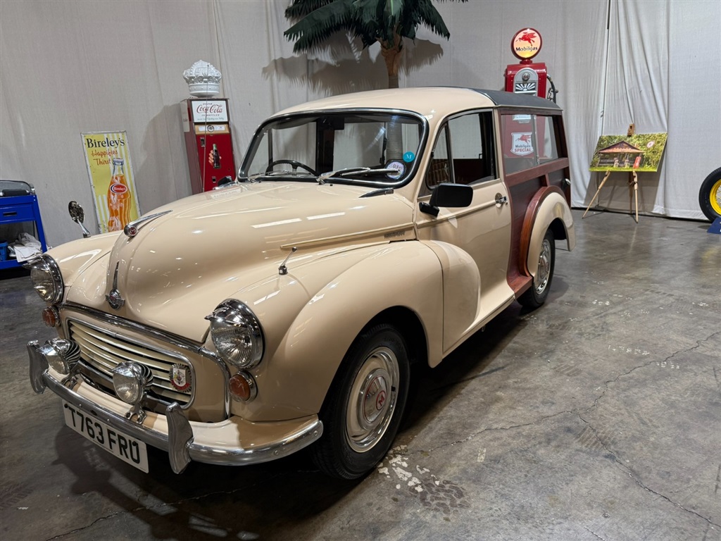 1971 Morris Minor 1000 Traveler 10