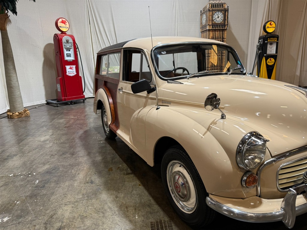 1971 Morris Minor 1000 Traveler 4