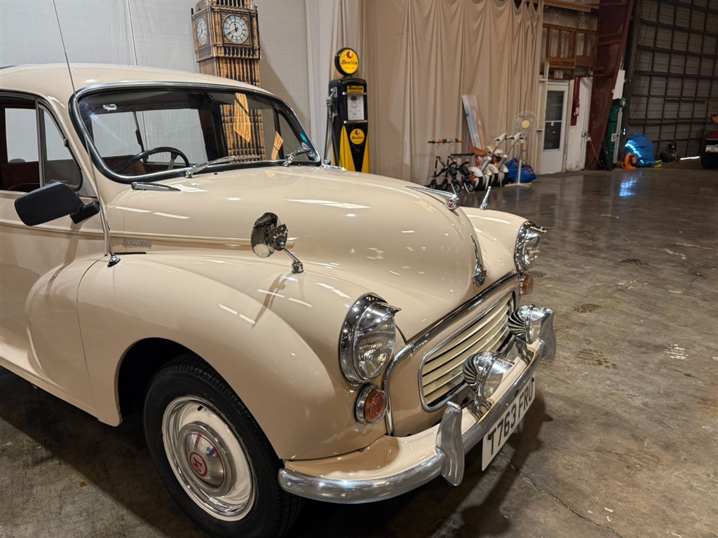 1971 Morris Minor 1000 Traveler 5