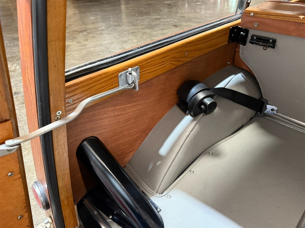1971 Morris Minor 1000 Traveler 66