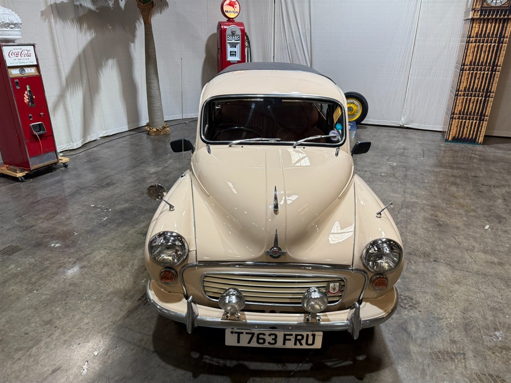 1971 Morris Minor 1000 Traveler 8