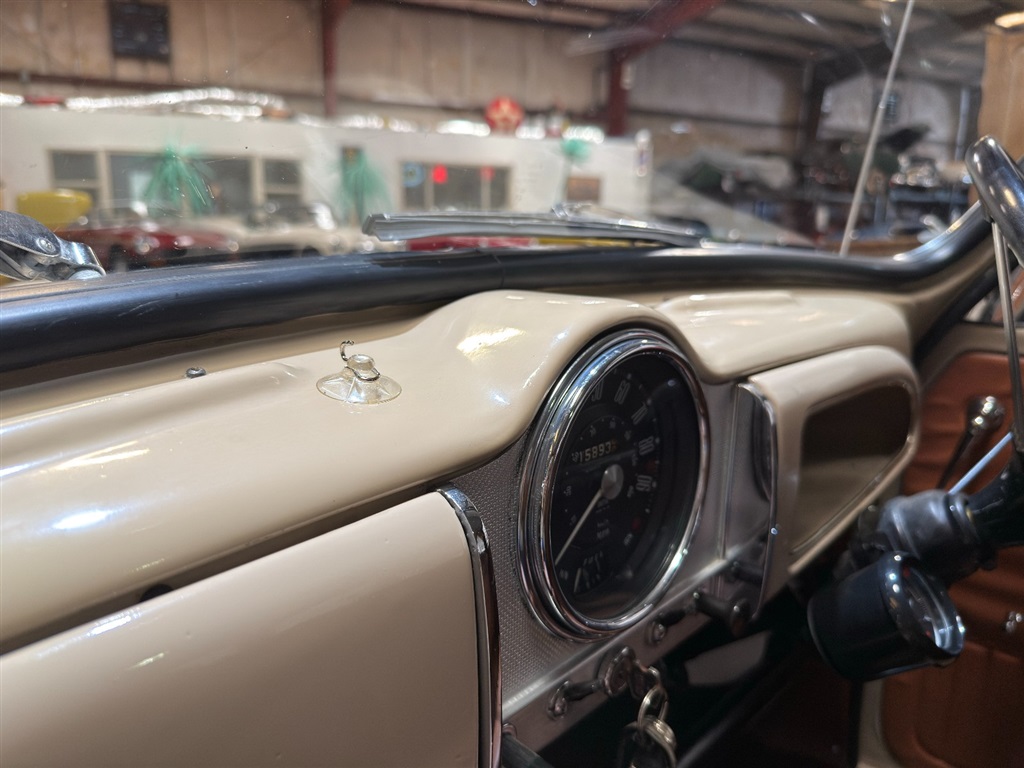 1971 Morris Minor 1000 Traveler 93