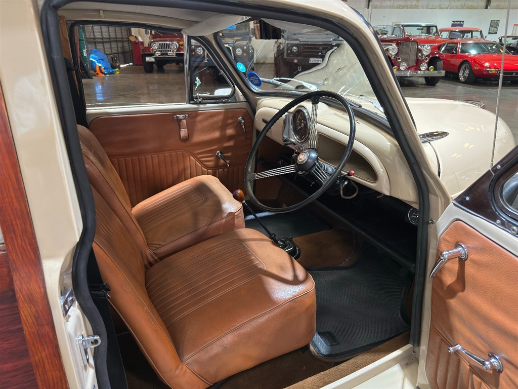 1971 Morris Minor 1000 Traveler 96