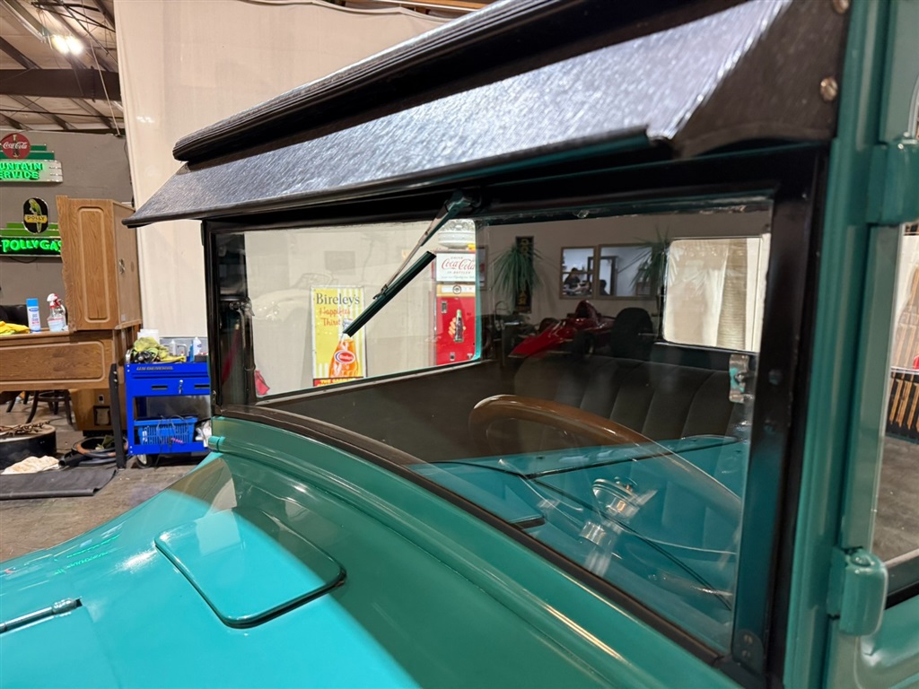 1928 Willys- Overland Whippet Series 96 3 Window Coupe 55