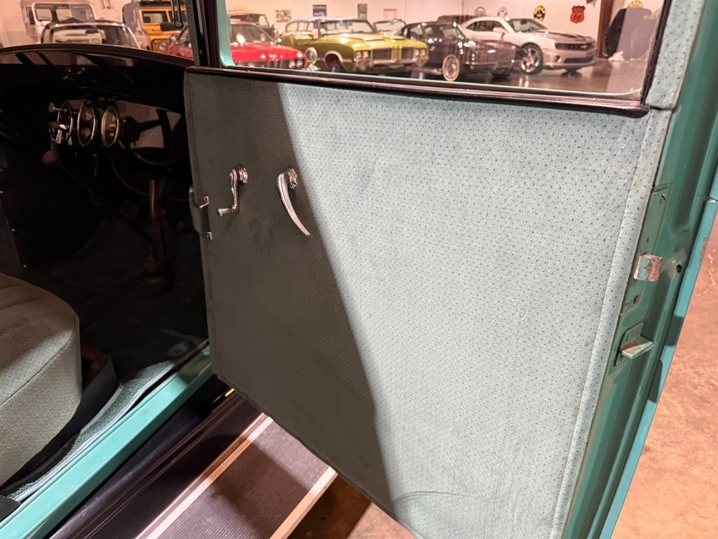 1928 Willys- Overland Whippet Series 96 3 Window Coupe 98