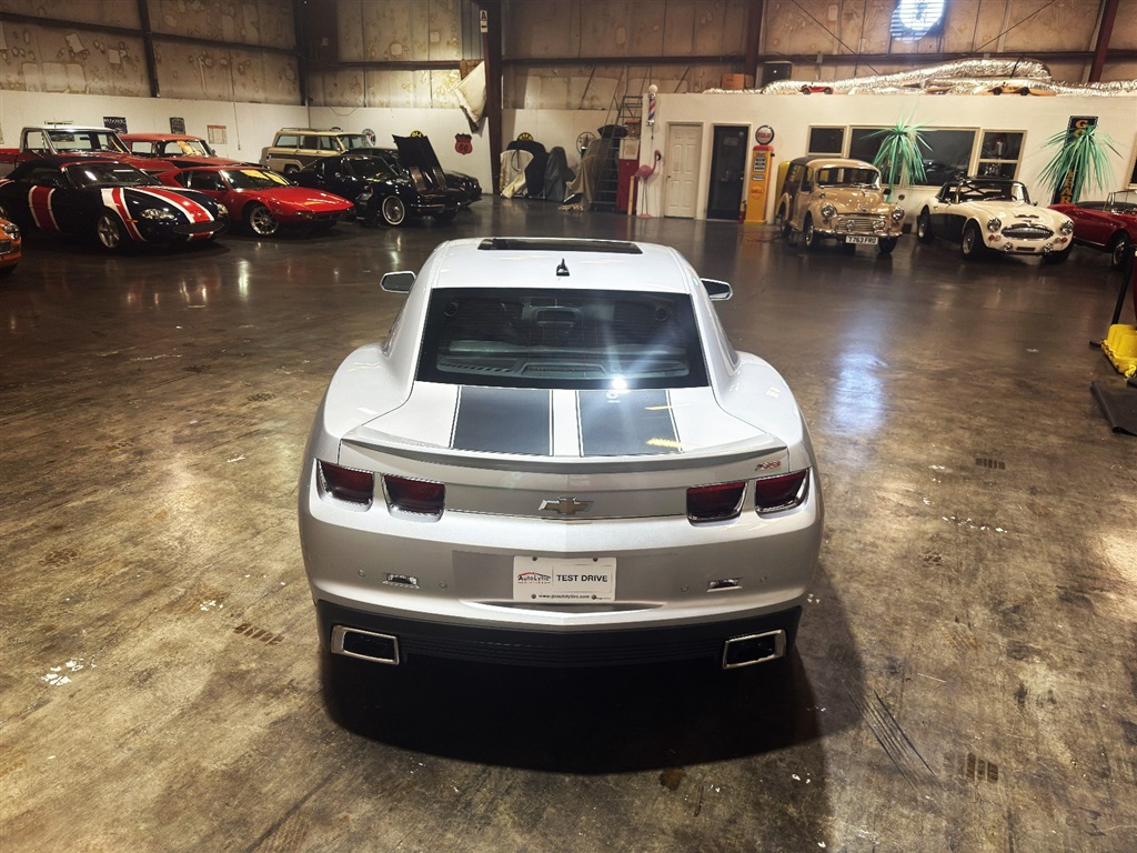 2010 Chevrolet Camaro 2SS Coupe 21