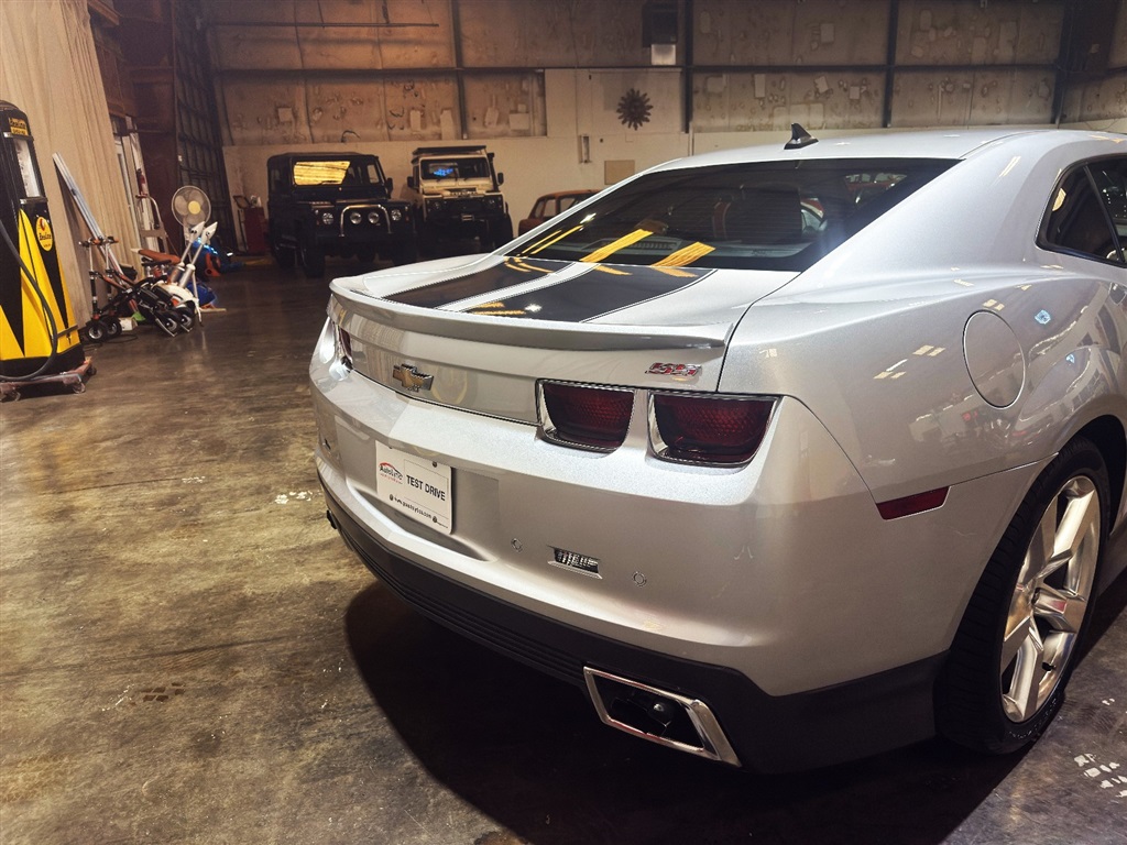 2010 Chevrolet Camaro 2SS Coupe 22