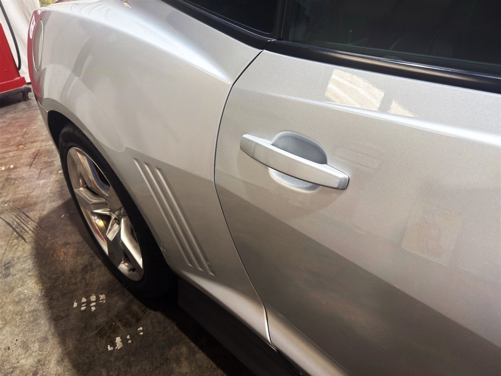 2010 Chevrolet Camaro 2SS Coupe 32