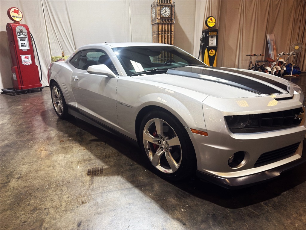2010 Chevrolet Camaro 2SS Coupe 4