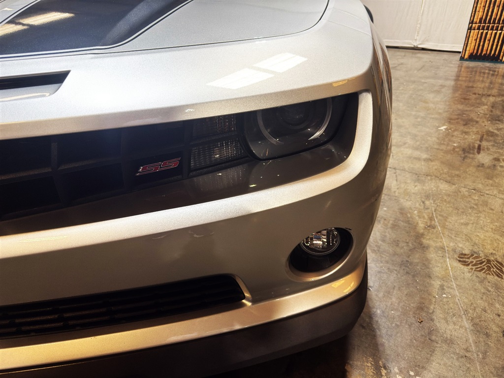 2010 Chevrolet Camaro 2SS Coupe 54