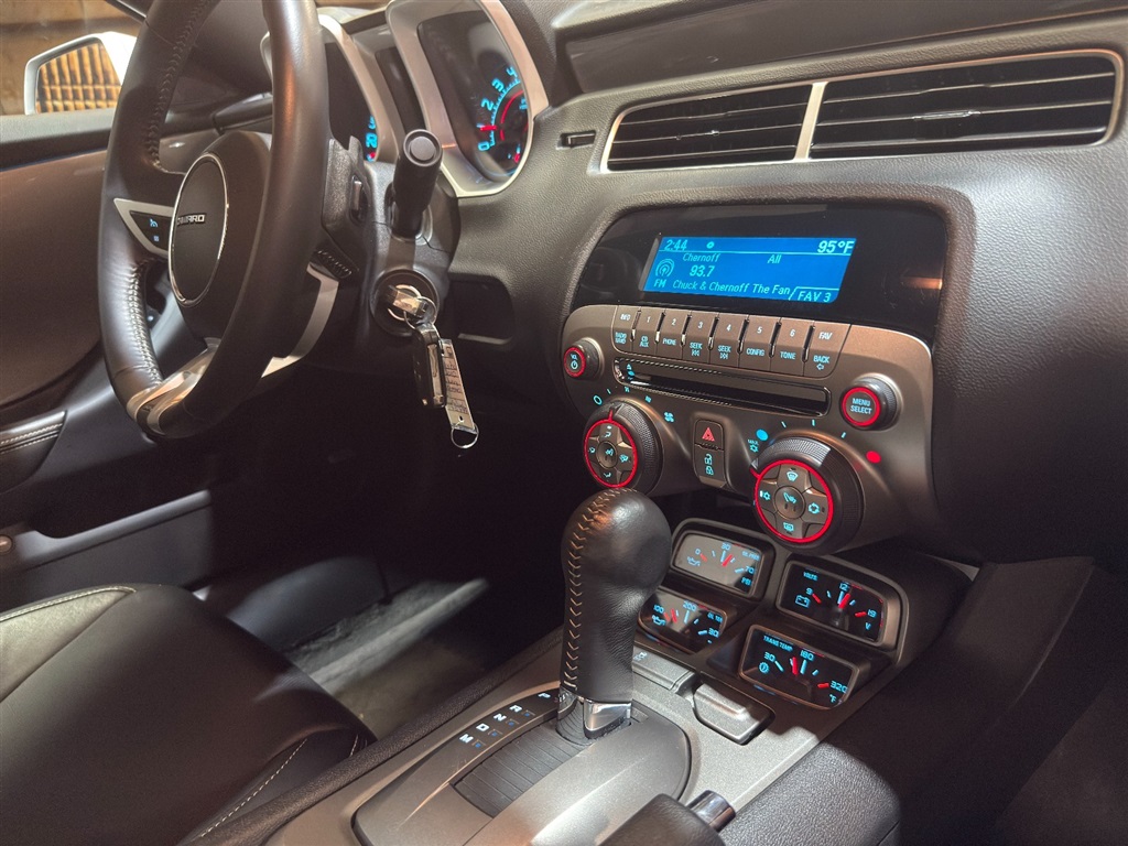 2010 Chevrolet Camaro 2SS Coupe 91