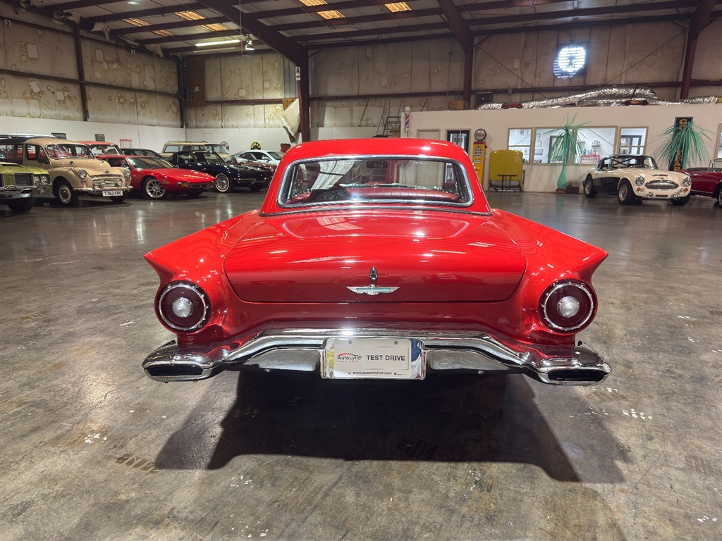 1957 Ford Thunderbird Roadster 34