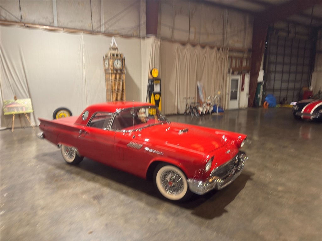 1957 Ford Thunderbird Roadster 6