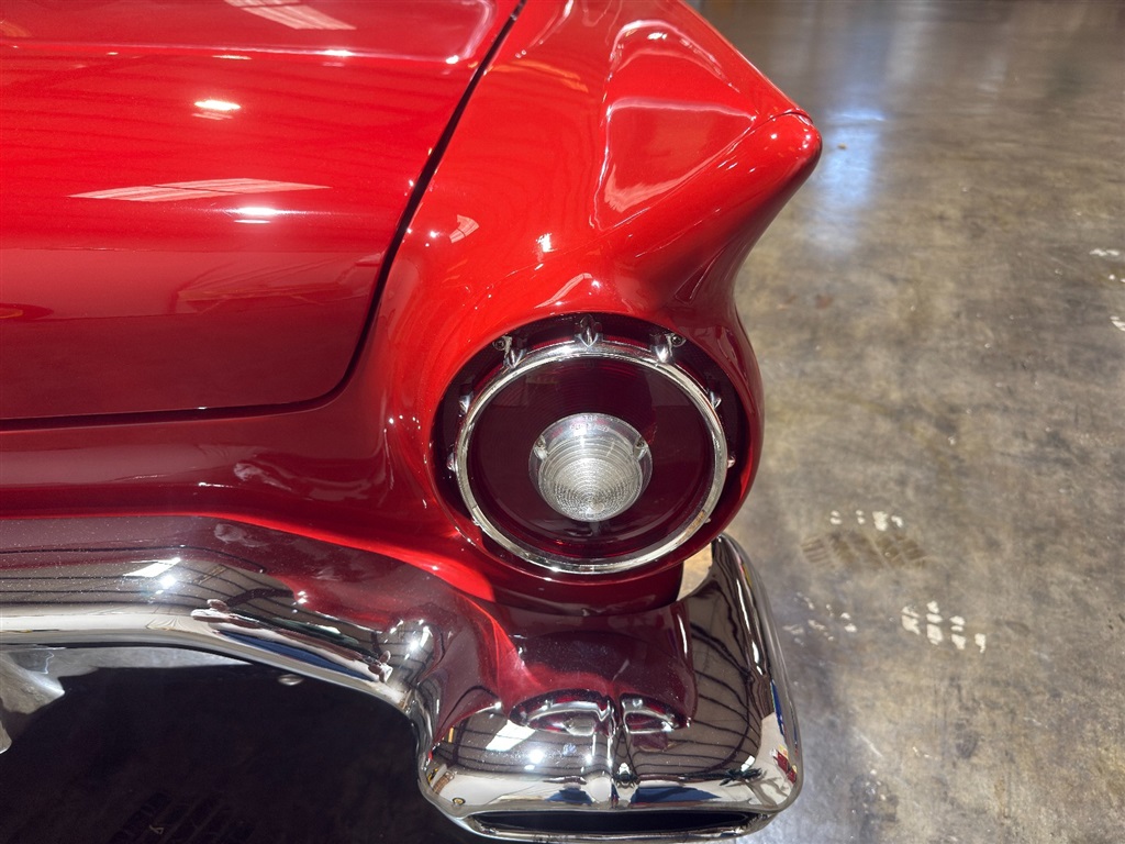 1957 Ford Thunderbird Roadster 60