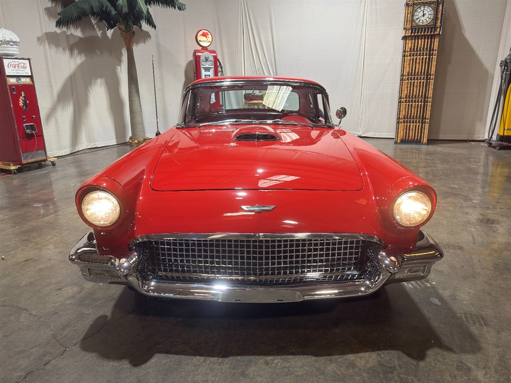 1957 Ford Thunderbird Roadster 88