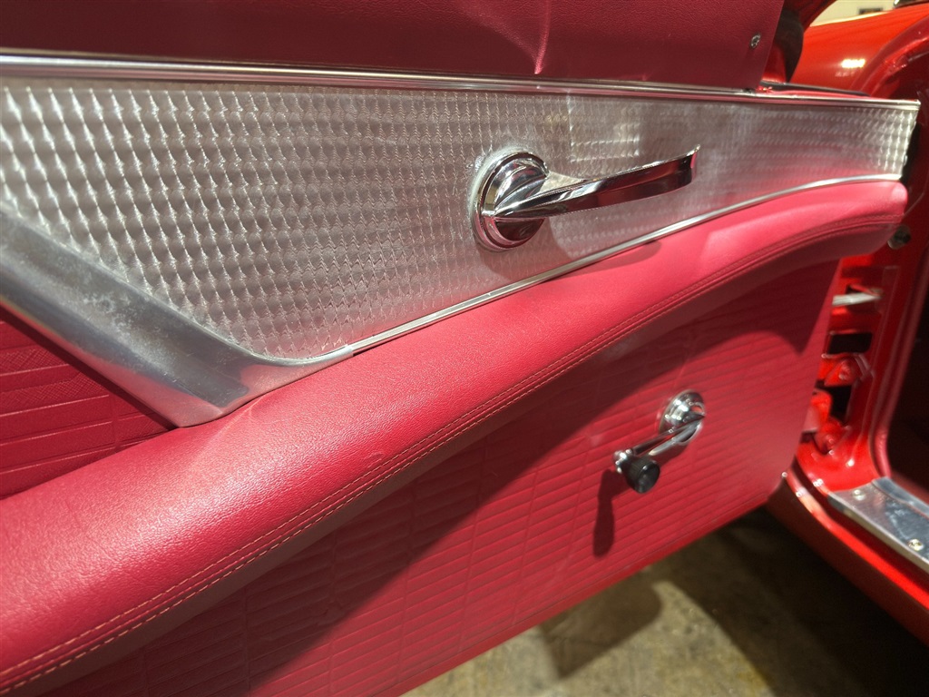 1957 Ford Thunderbird Roadster 95
