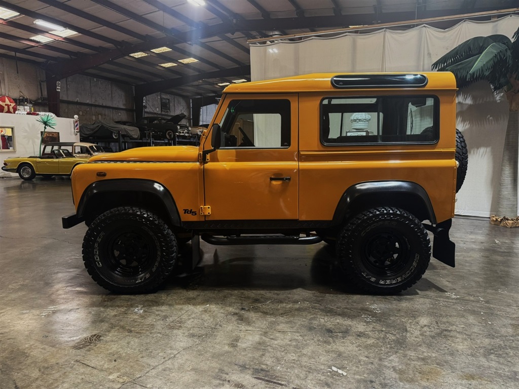 1999 Land Rover Defender 90 RHD Hardtop 13