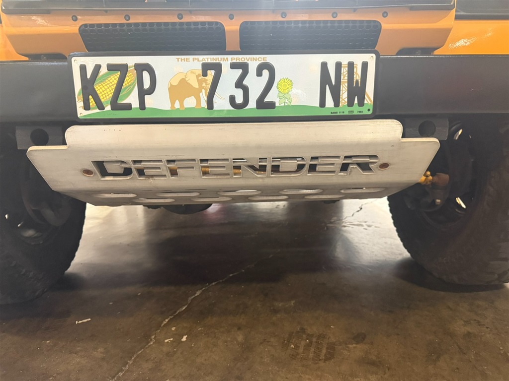 1999 Land Rover Defender 90 RHD Hardtop 59