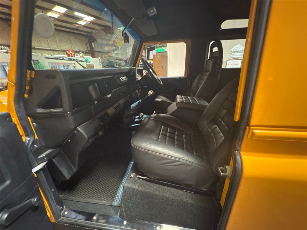 1999 Land Rover Defender 90 RHD Hardtop 86