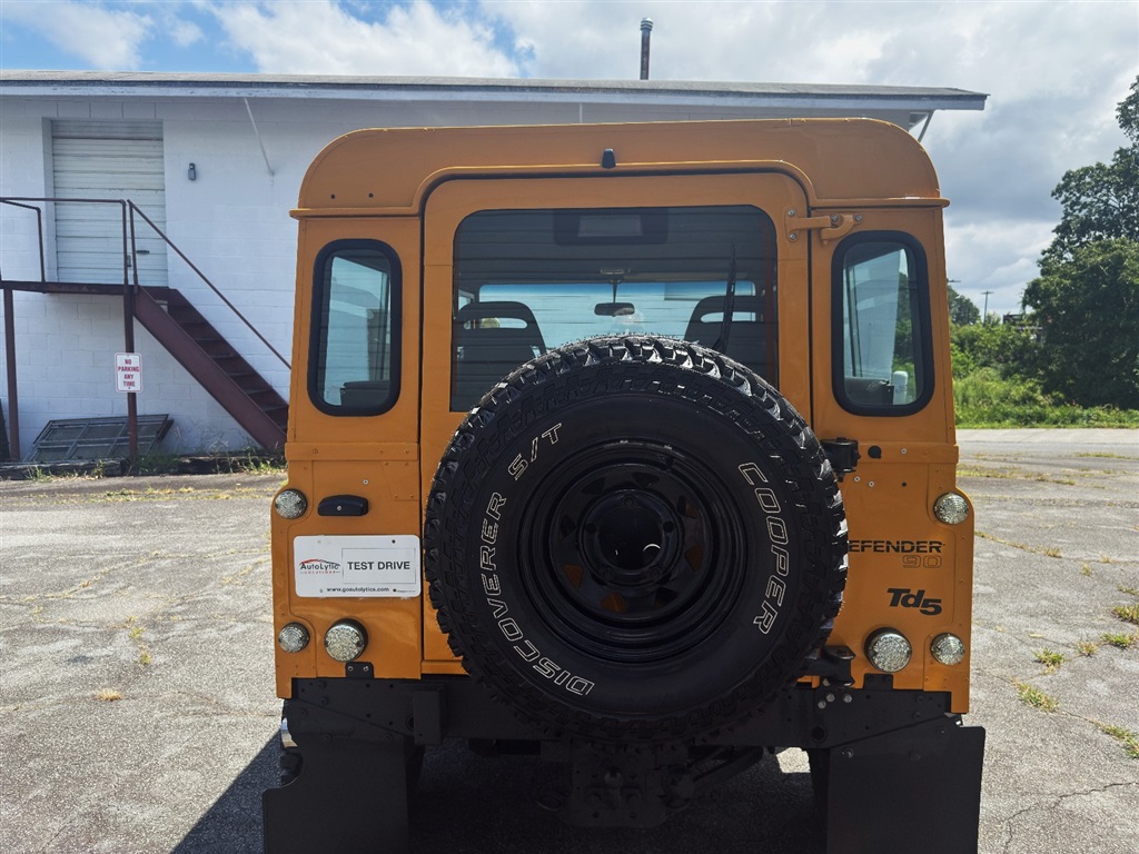 1999 Land Rover Defender 90 RHD Hardtop 93