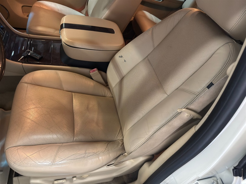 2010 Cadillac Escalade ESV 58
